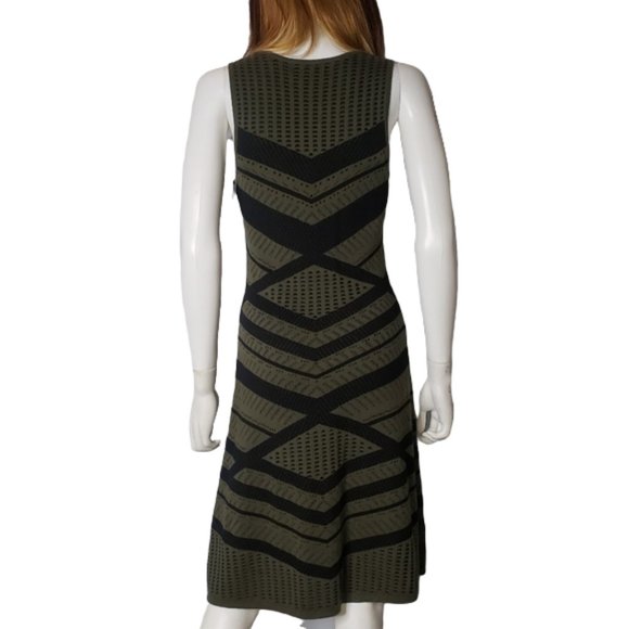 MOSSIMO SLEEVELESS SWEATER DRESS OLIVE GREEN / BLACK SIZE SMALL - Picture 8 of 9